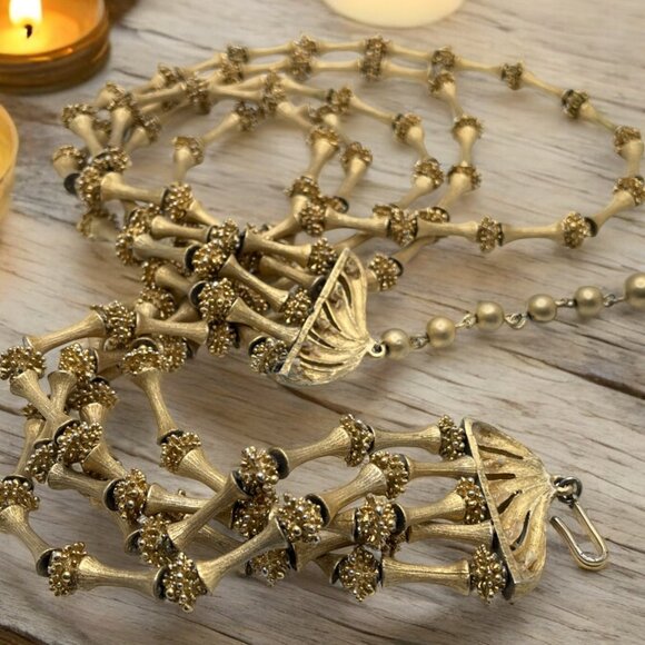 Vintage TRIFARI Electra Collection 5 Strand Metal Bead Necklace Gorgeous Gold Tn - Picture 9 of 11